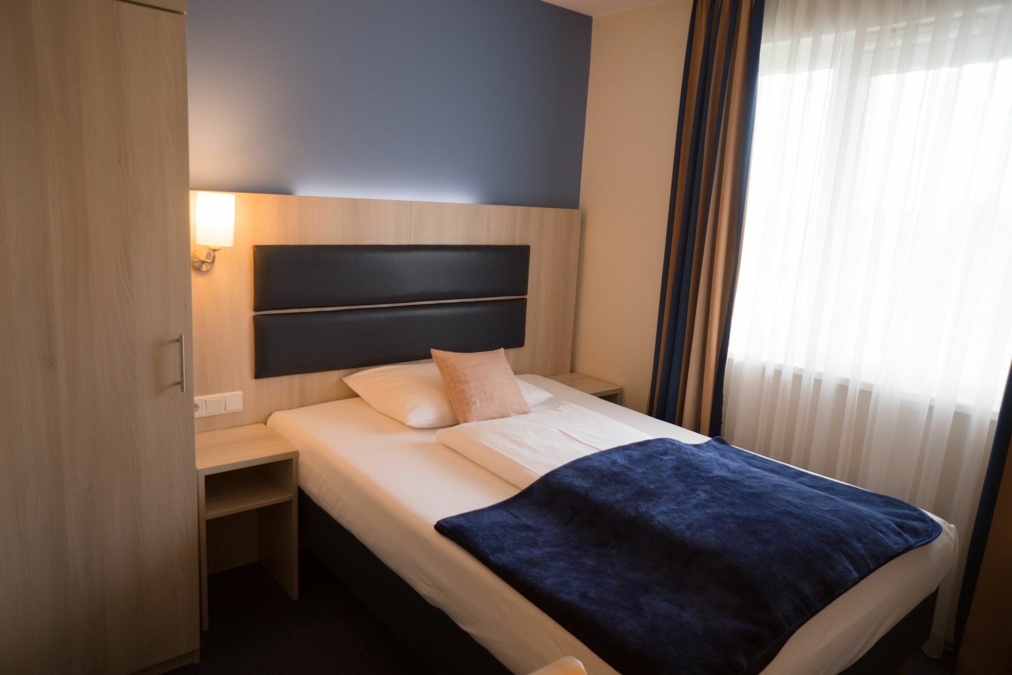 פרנקפורט Hotel Roedelheimer Hof - Am Wasserturm מראה חיצוני תמונה